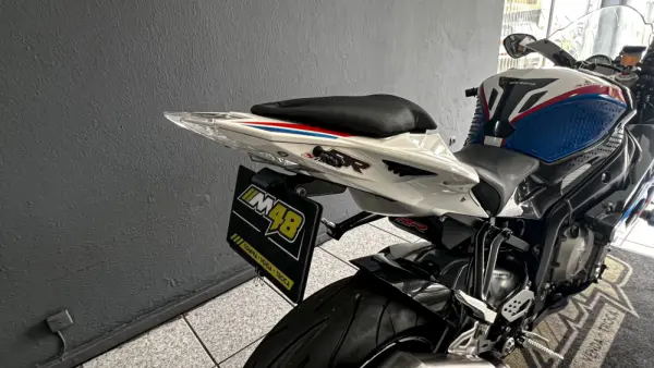 BMW S 1000 RR Tricolor 9