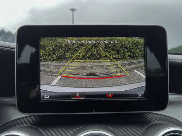 Mercedes-Benz C 180 d AMG Line 10