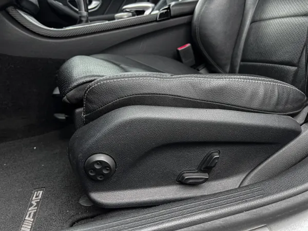 Mercedes-Benz C 180 d AMG Line 9