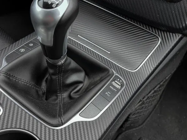 Mercedes-Benz C 180 d AMG Line 14