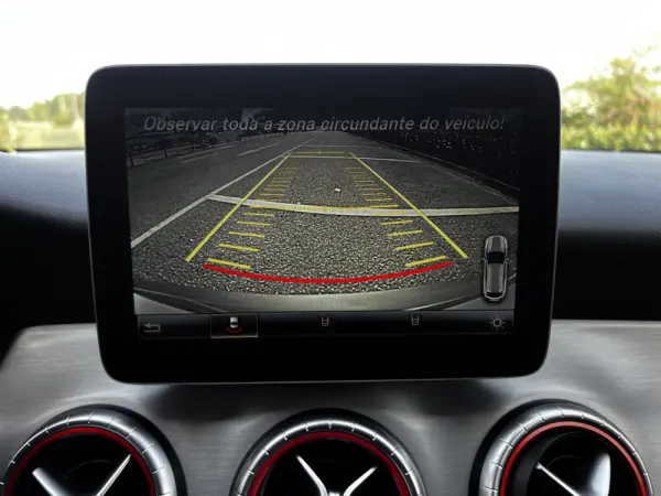 Mercedes-Benz CLA 220 d Shooting Brake AMG Line Aut. 8