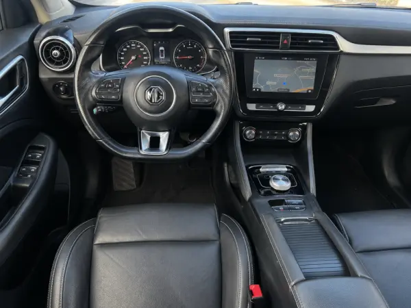 MG ZS EV 44.5 kWh Luxury 7