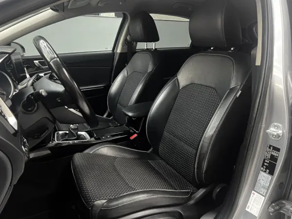 Kia Ceed 1.0 T-GDI GT Line 11