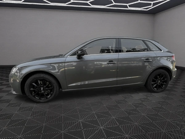 Audi A3 Sportback 1.6 TDI Attraction 3