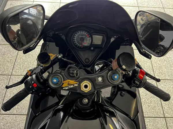 Suzuki GSX-R 1000 9