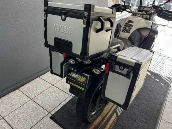 Yamaha XT1200Z Super Tenere 9