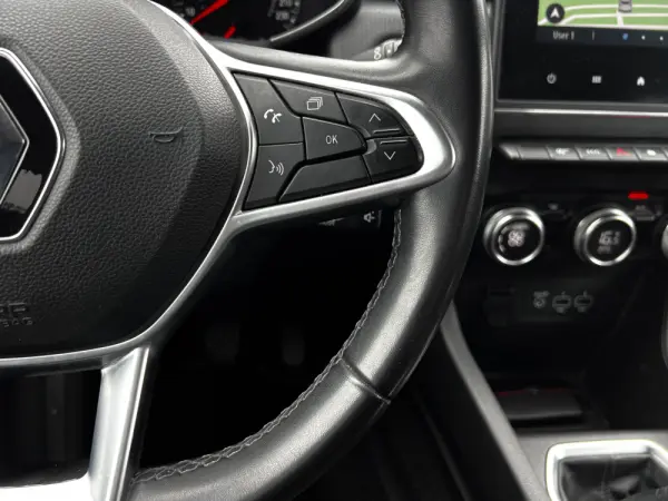 Renault Clio 1.0 TCe Intens 15