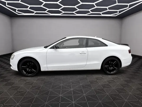 Audi A5 2.0 TDI S-line 3