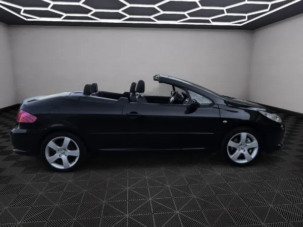 Peugeot 307 CC 2.0 HDi Sport 5