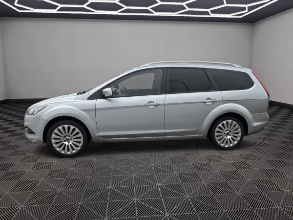 Ford Focus SW 1.6 TDCi Titanium 5