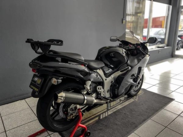 Suzuki GSX-R Hayabusa 9