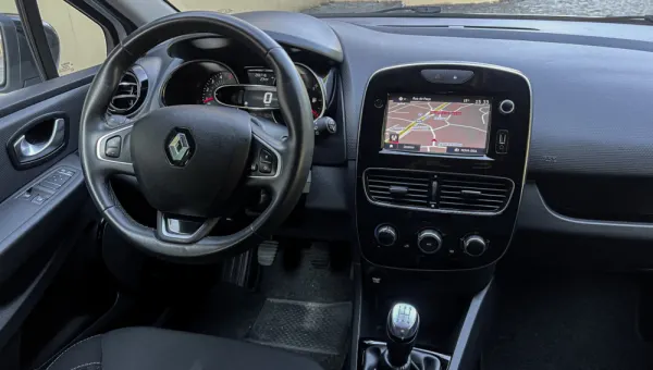 Renault Clio Sport Tourer 1.5 dCi Limited 6