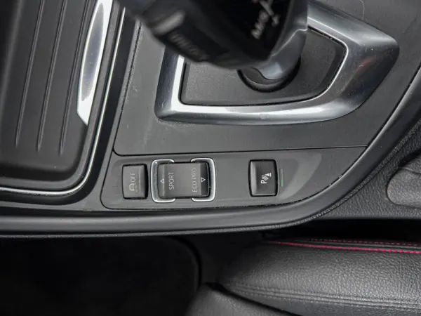 BMW 318 d Touring Auto Line Sport 12