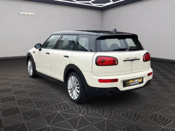 MINI Clubman One D 4