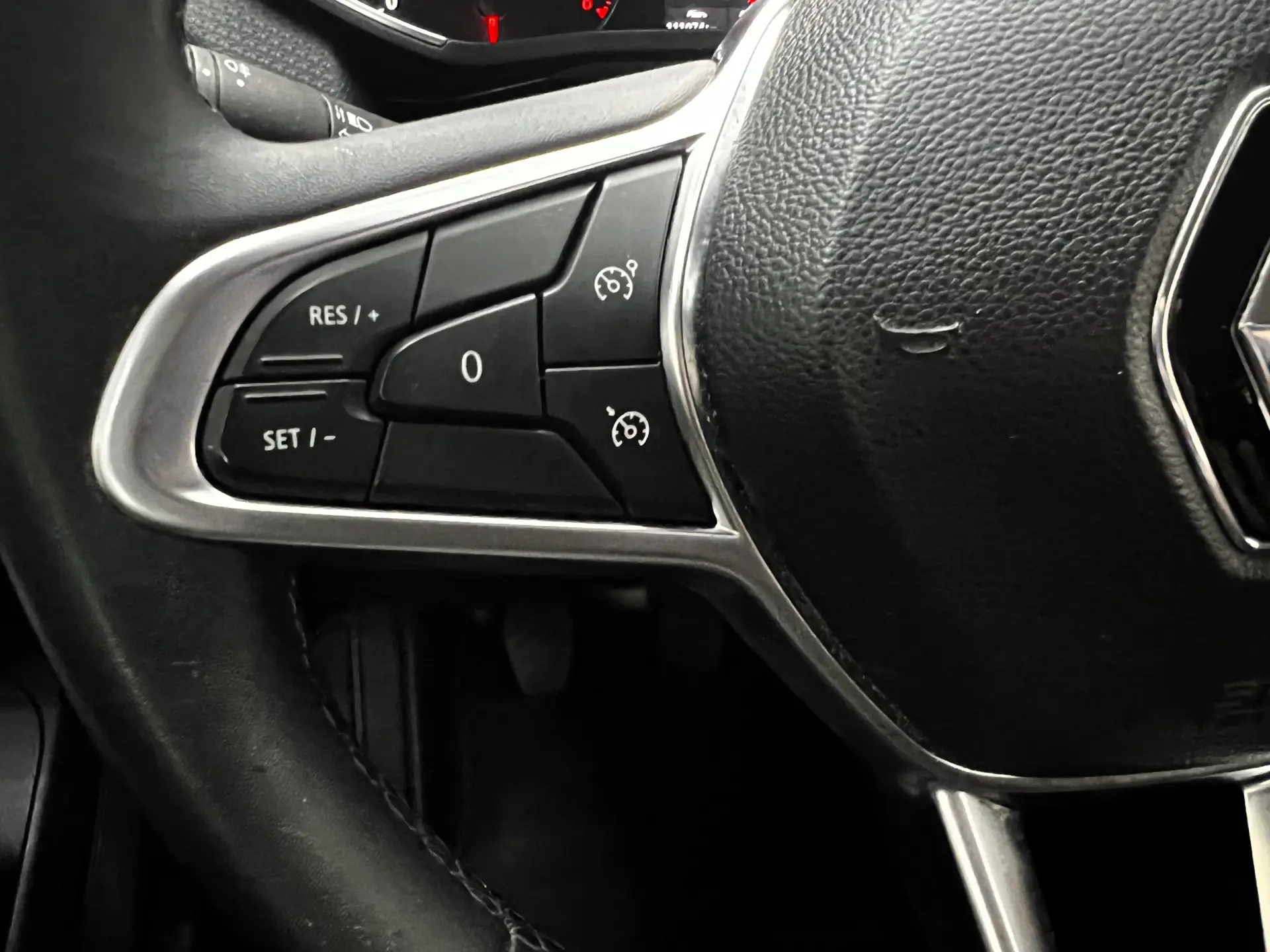 Renault Clio 1.0 TCe RS Line 10