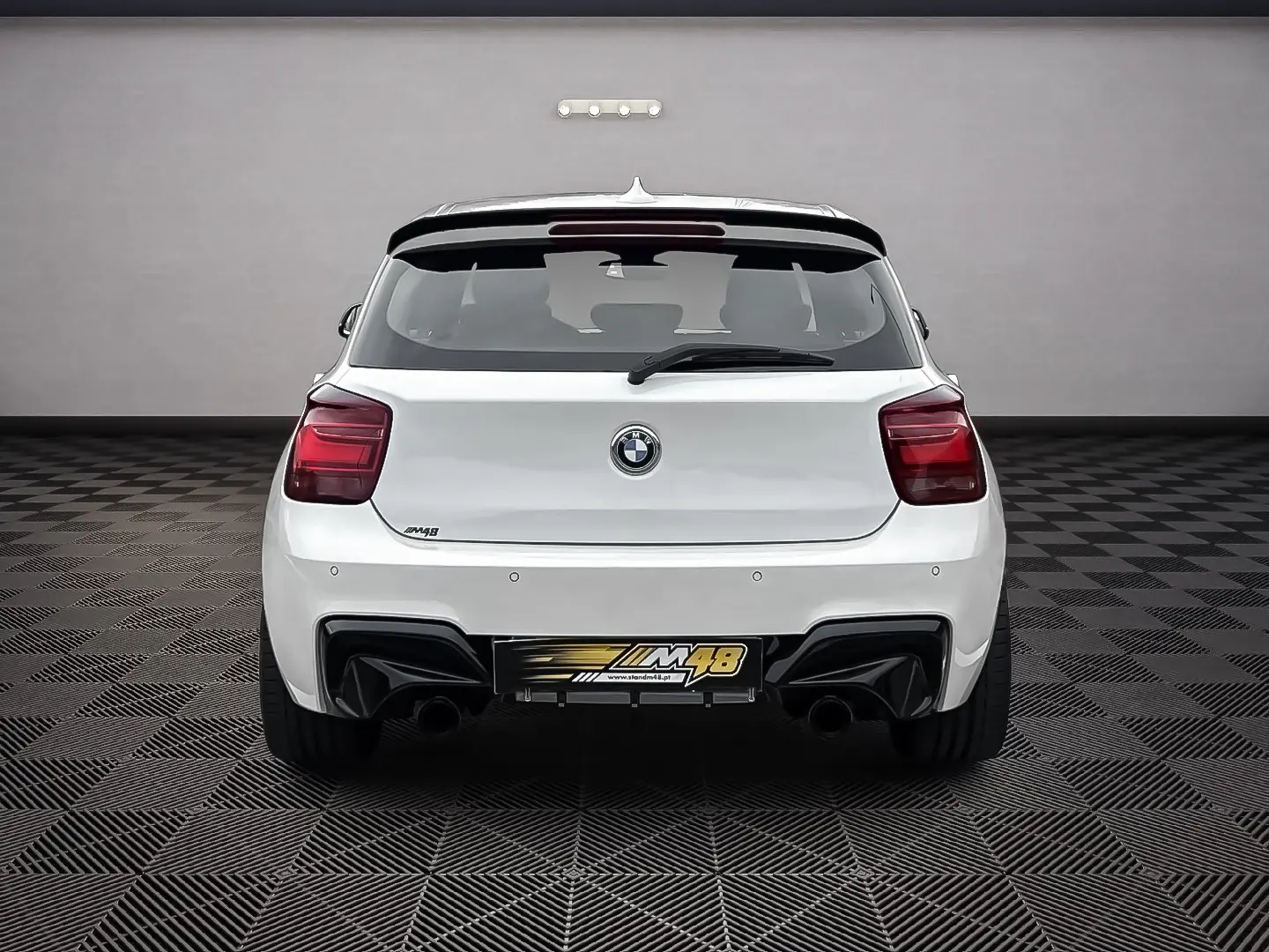 BMW 118 d Pack M 6