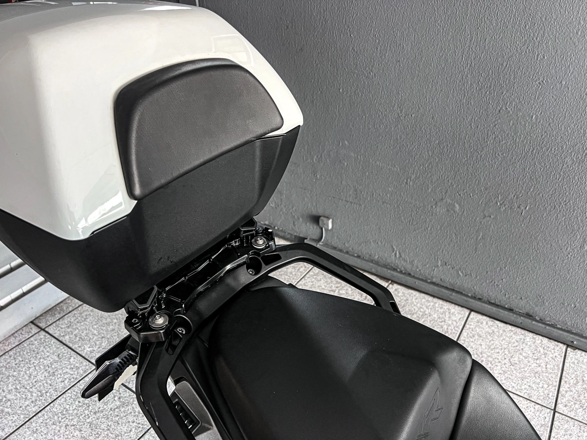 BMW S 1000 XR Pack M 13