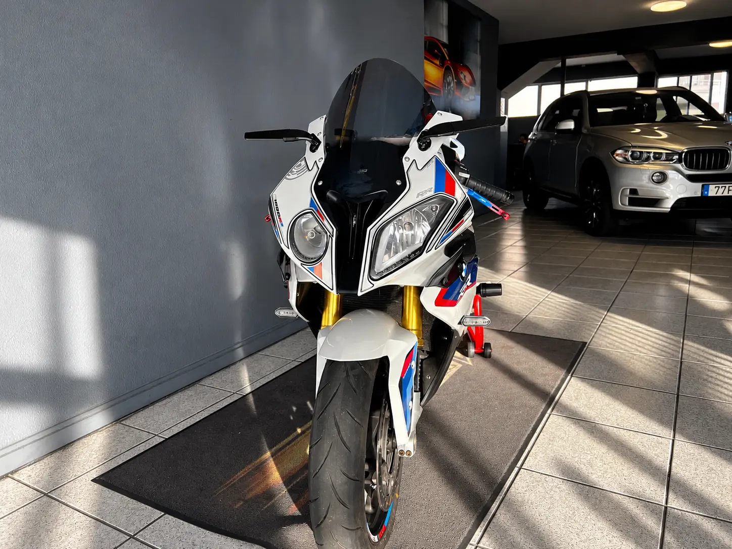 BMW S 1000 RR Tricolor 3
