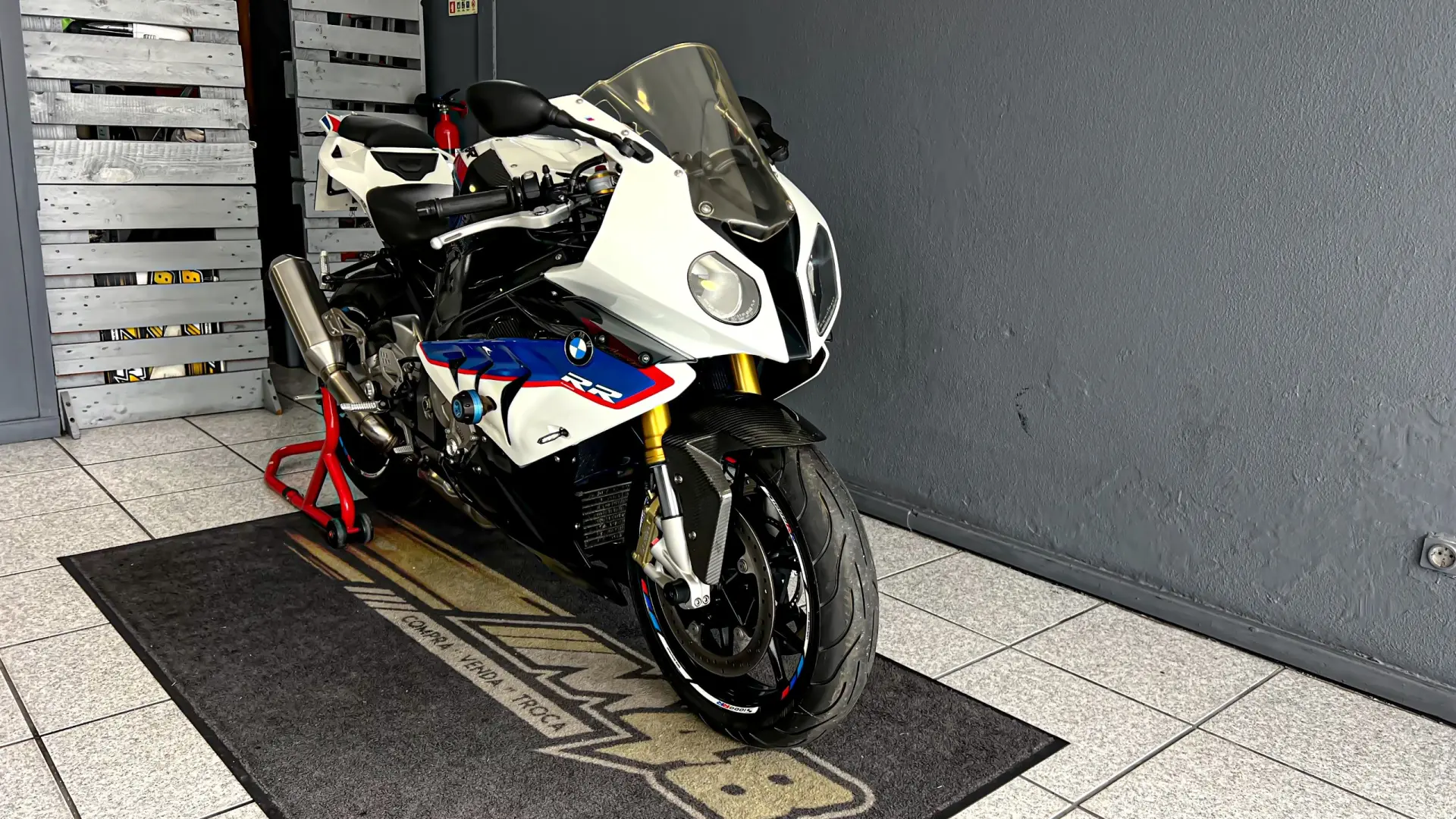 BMW S 1000 RR Tricolor 2