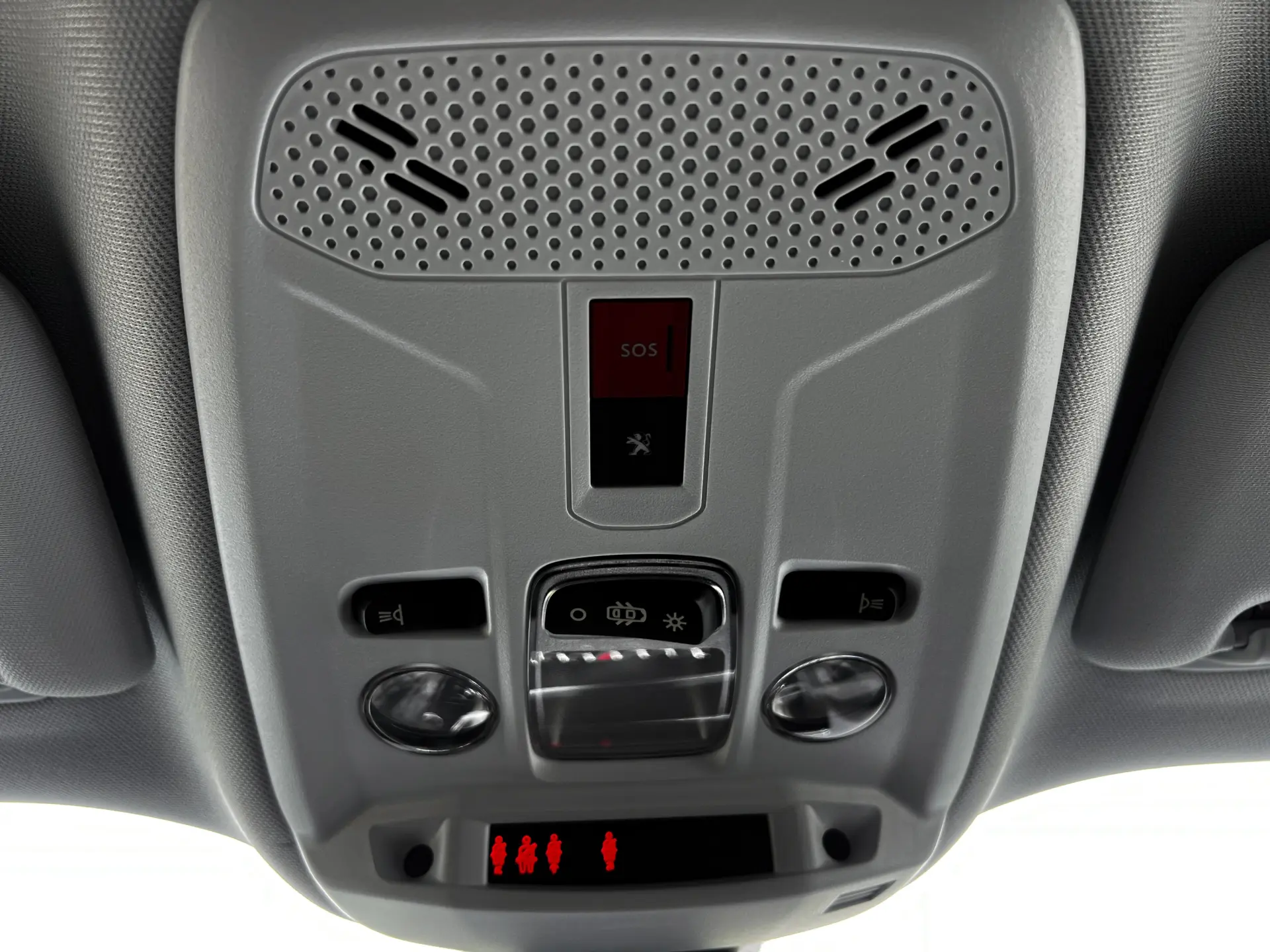 Peugeot e-2008 50 kWh Active Pack 23