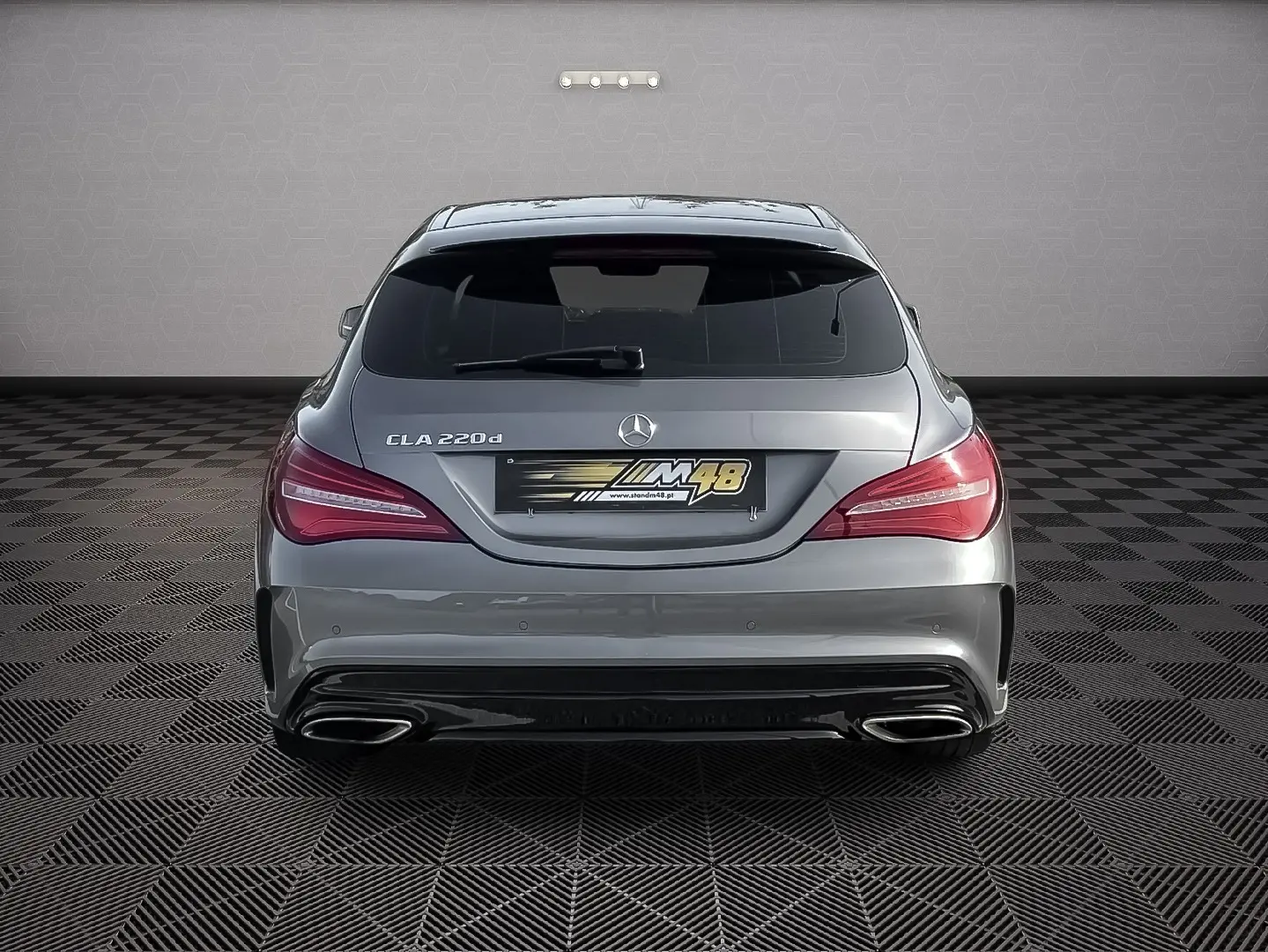 Mercedes-Benz CLA 220 d Shooting Brake AMG Line Aut. 5