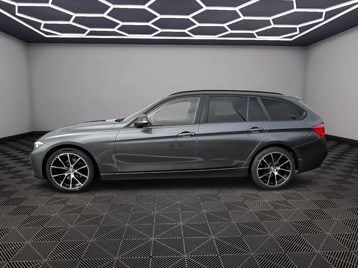 BMW 318 d Touring Auto 4