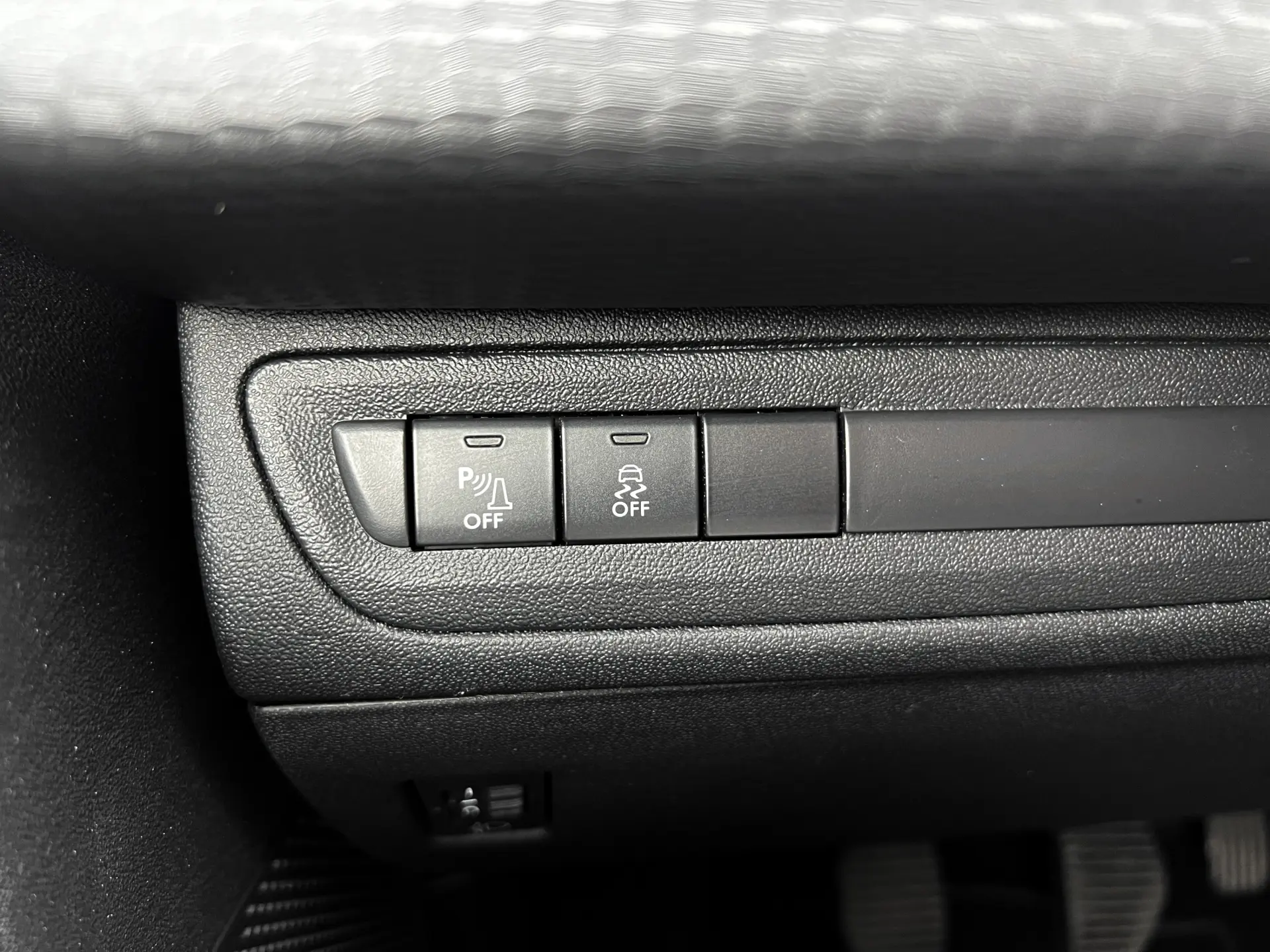 Peugeot 2008 1.2 PureTech Active 11