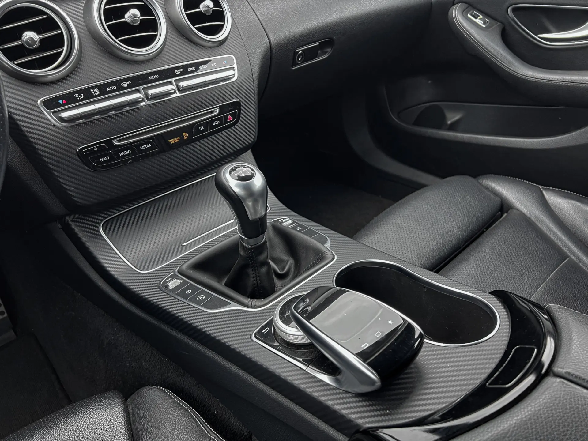 Mercedes-Benz C 180 d AMG Line 13