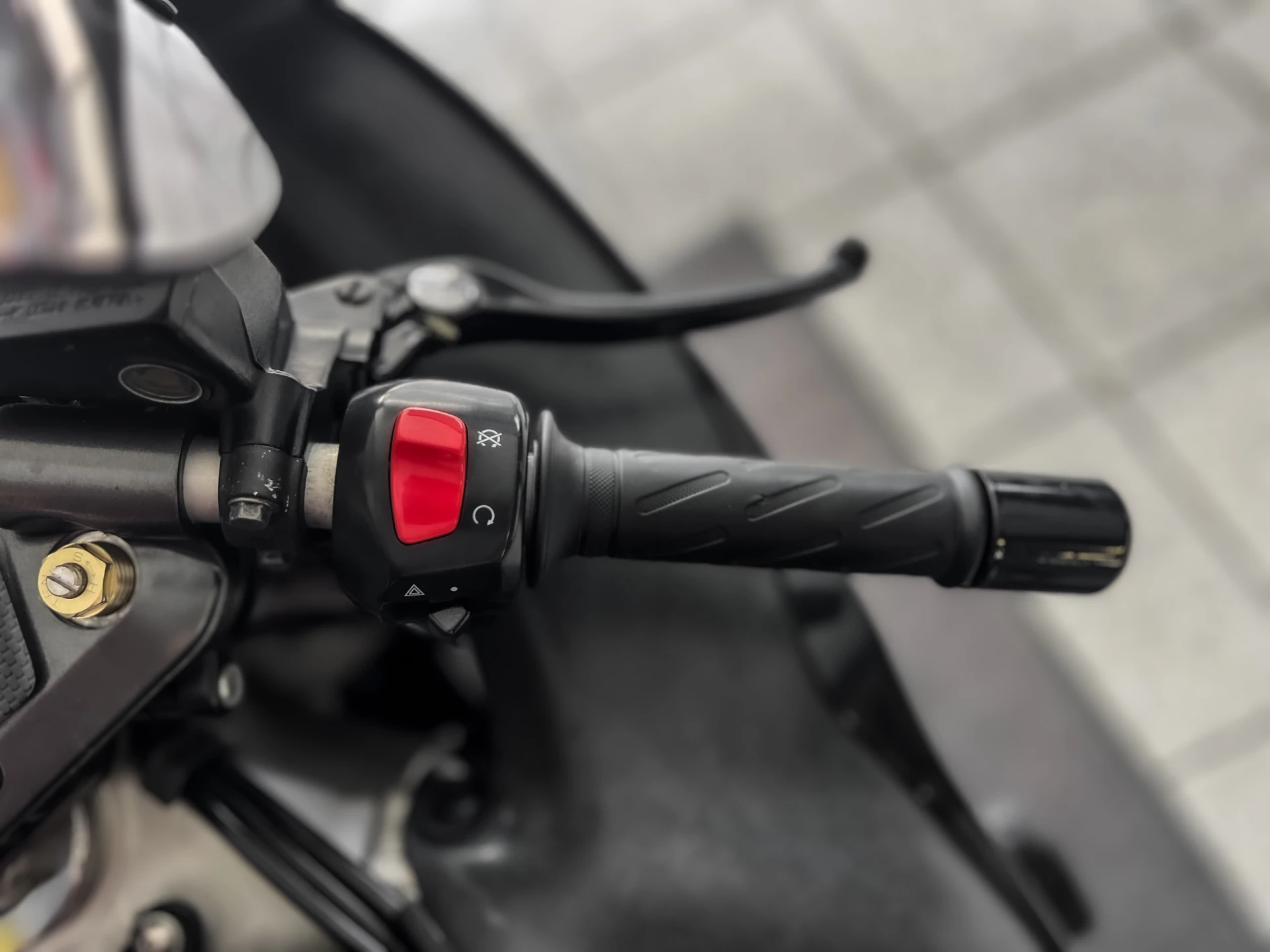 Suzuki GSX-R Hayabusa 12
