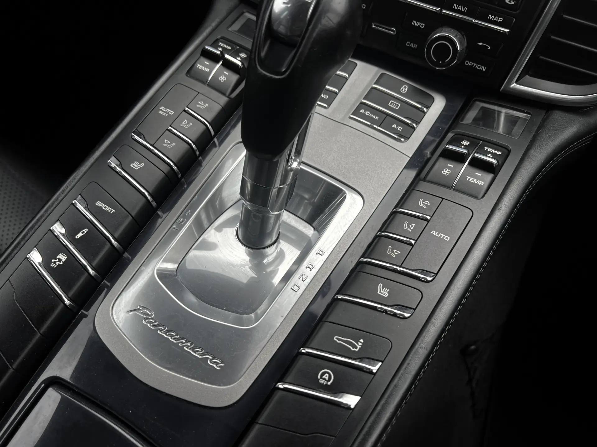 Porsche Panamera 3.0 V6 14