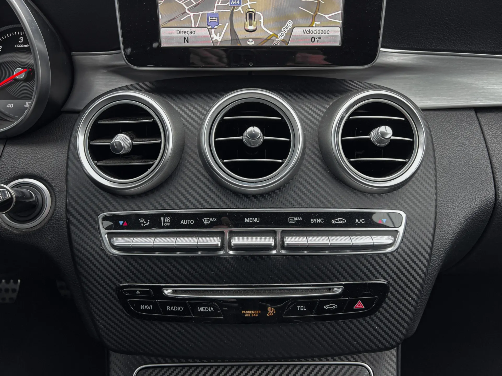 Mercedes-Benz C 180 d AMG Line 11