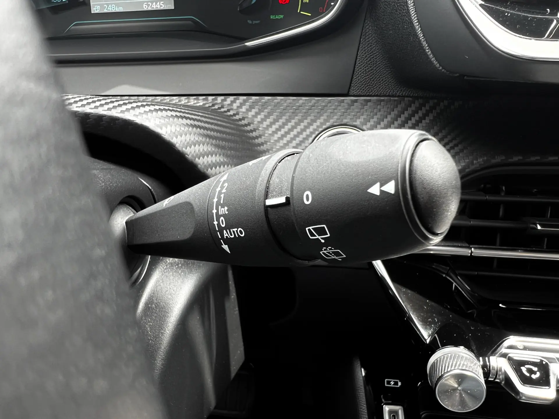 Peugeot e-2008 50 kWh Active Pack 22