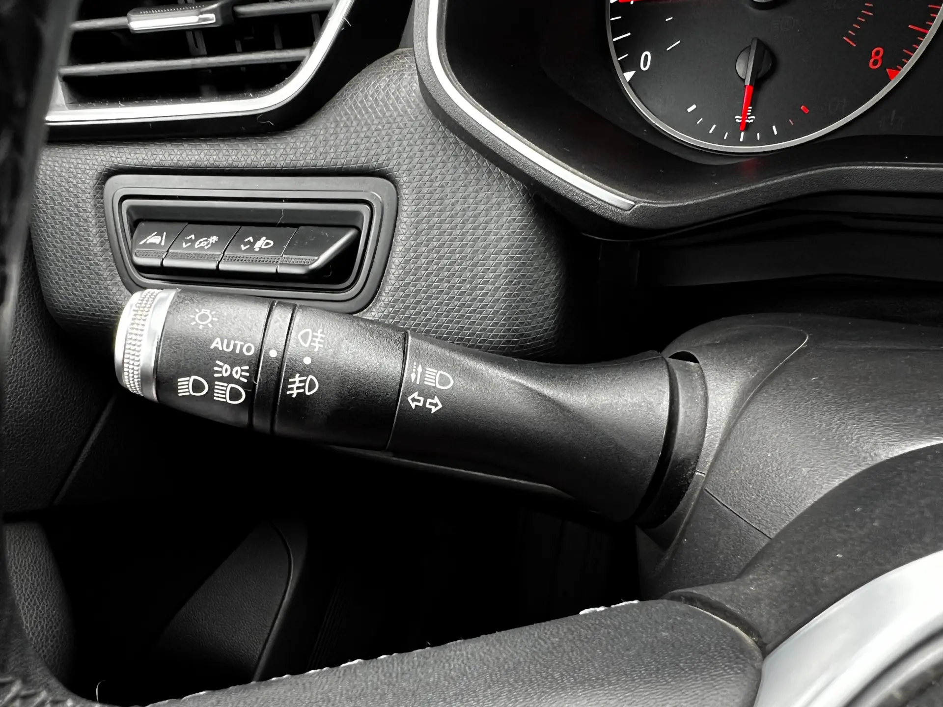 Renault Clio 1.0 TCe Intens 17
