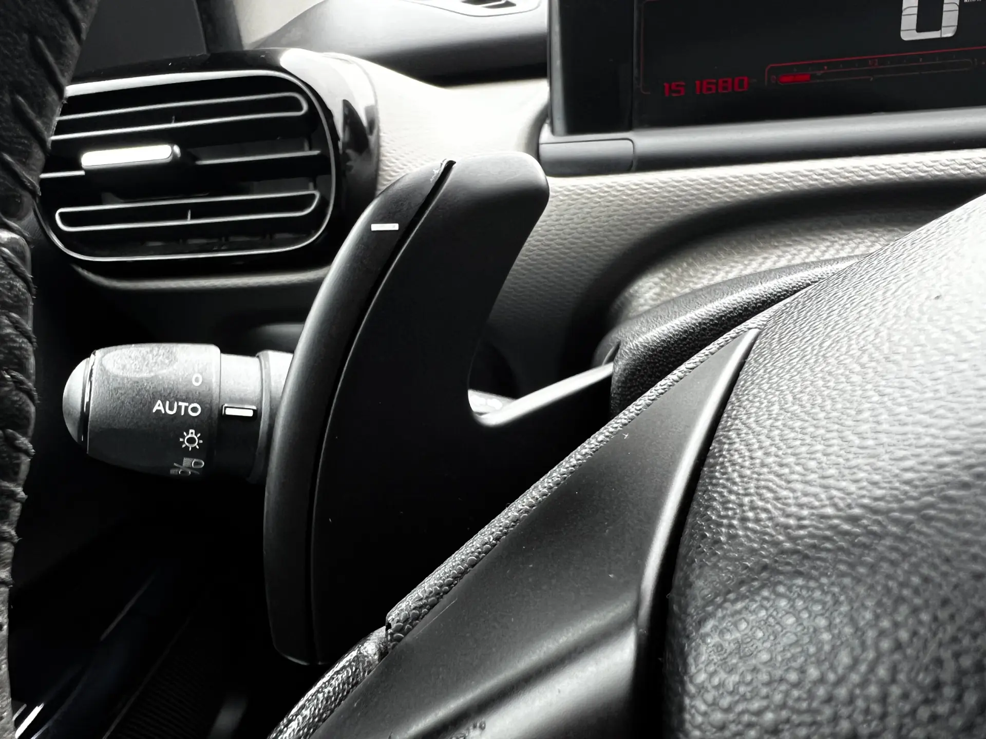 Citroën C4 Cactus 1.6 e-HDi Shine ETG6 16