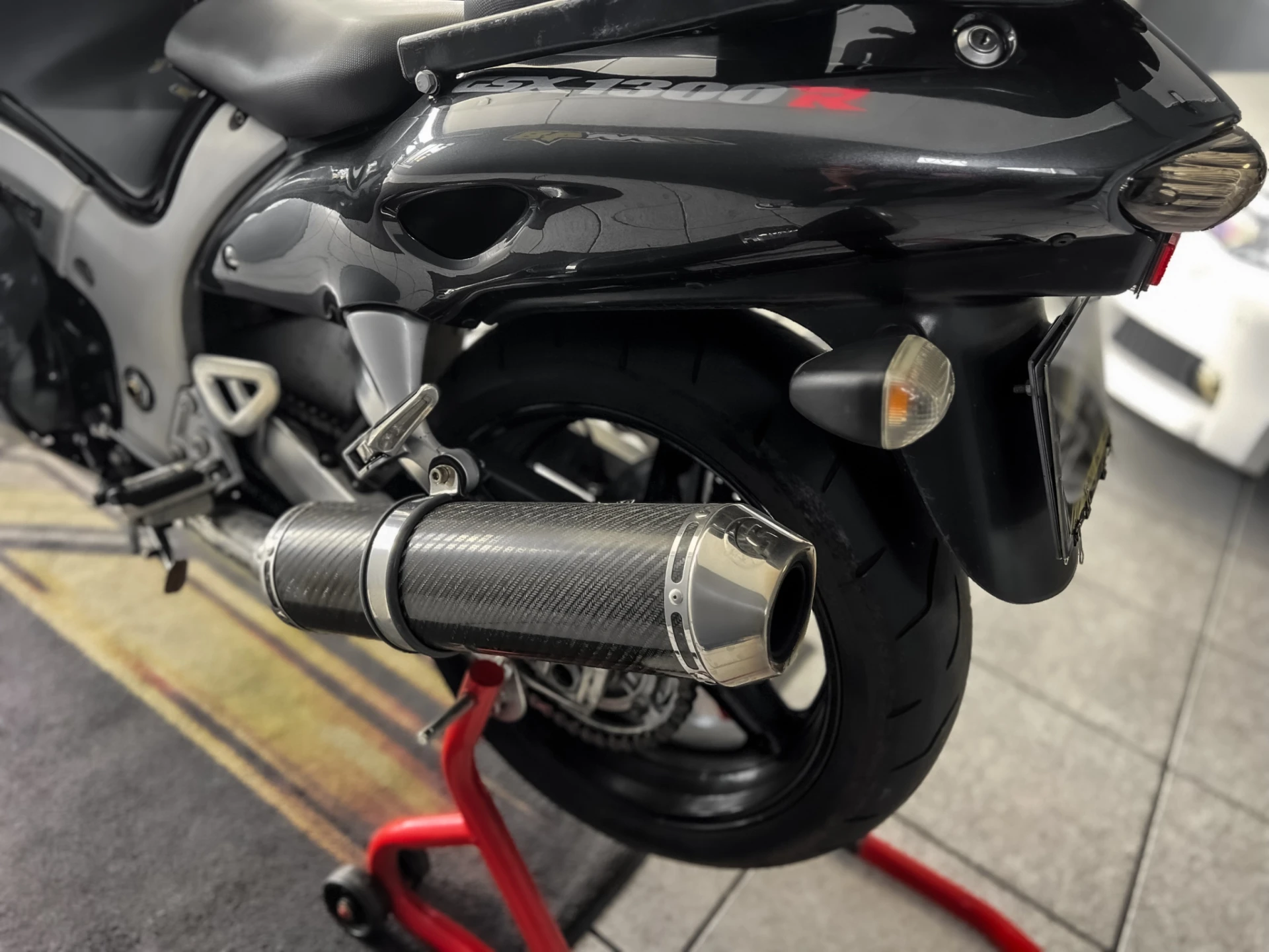 Suzuki GSX-R Hayabusa 15