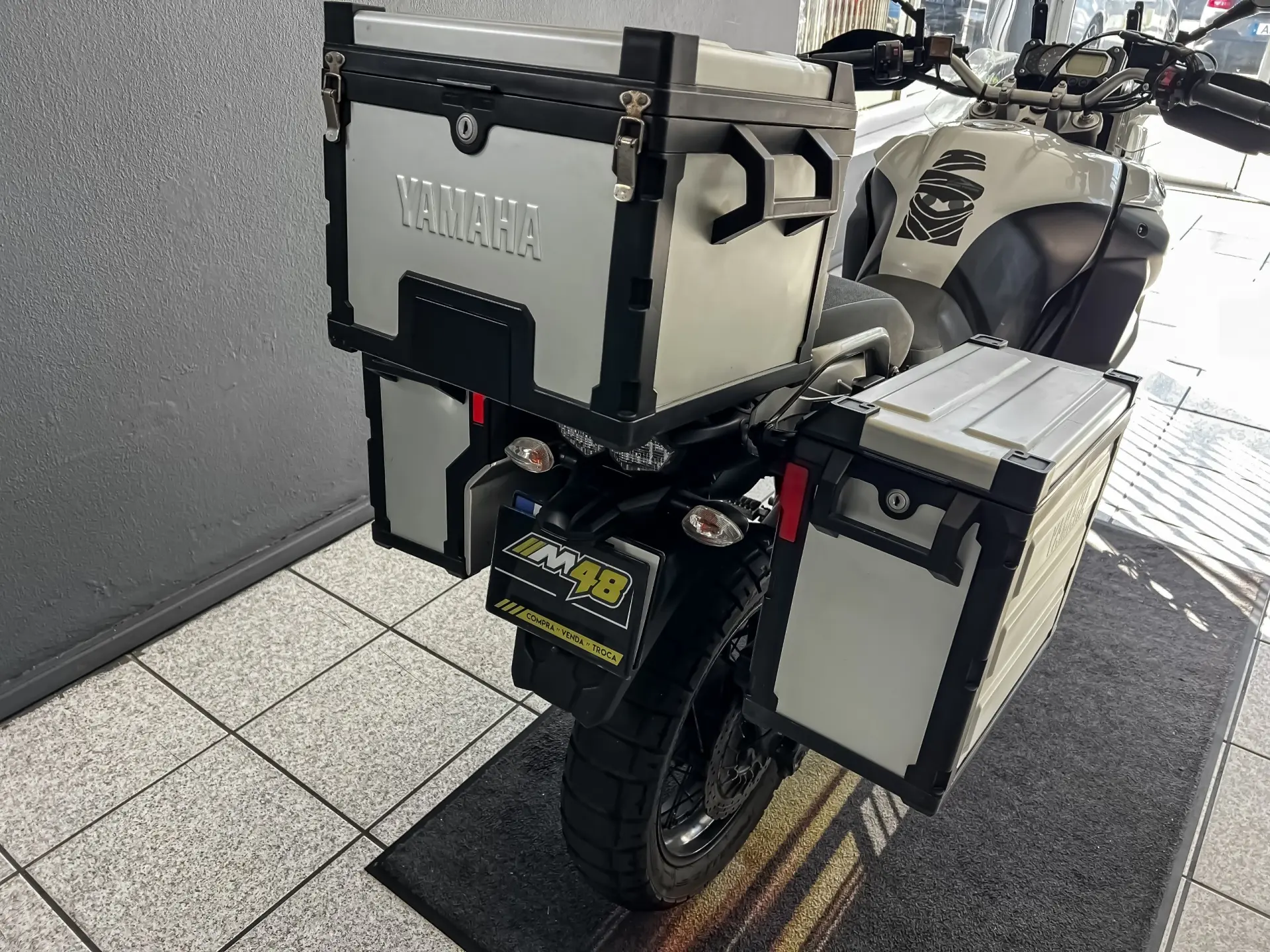 Yamaha XT1200Z Super Tenere 9