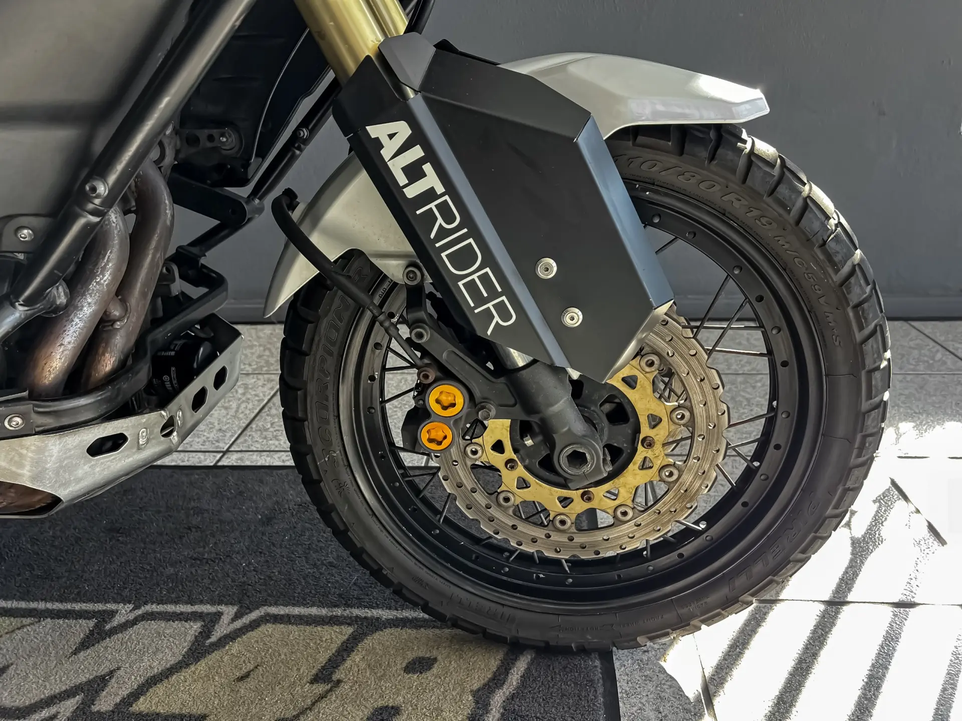 Yamaha XT1200Z Super Tenere 14