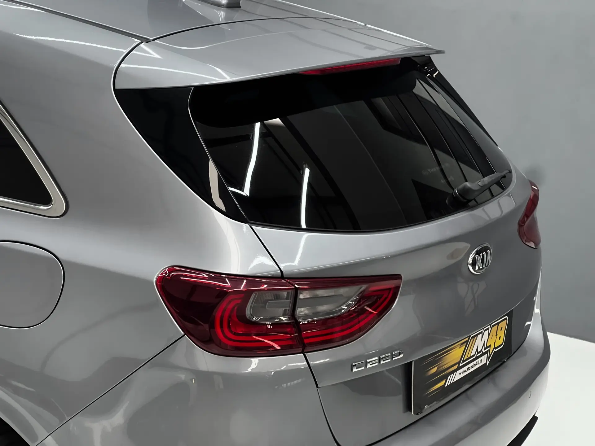Kia Ceed 1.0 T-GDI GT Line 9