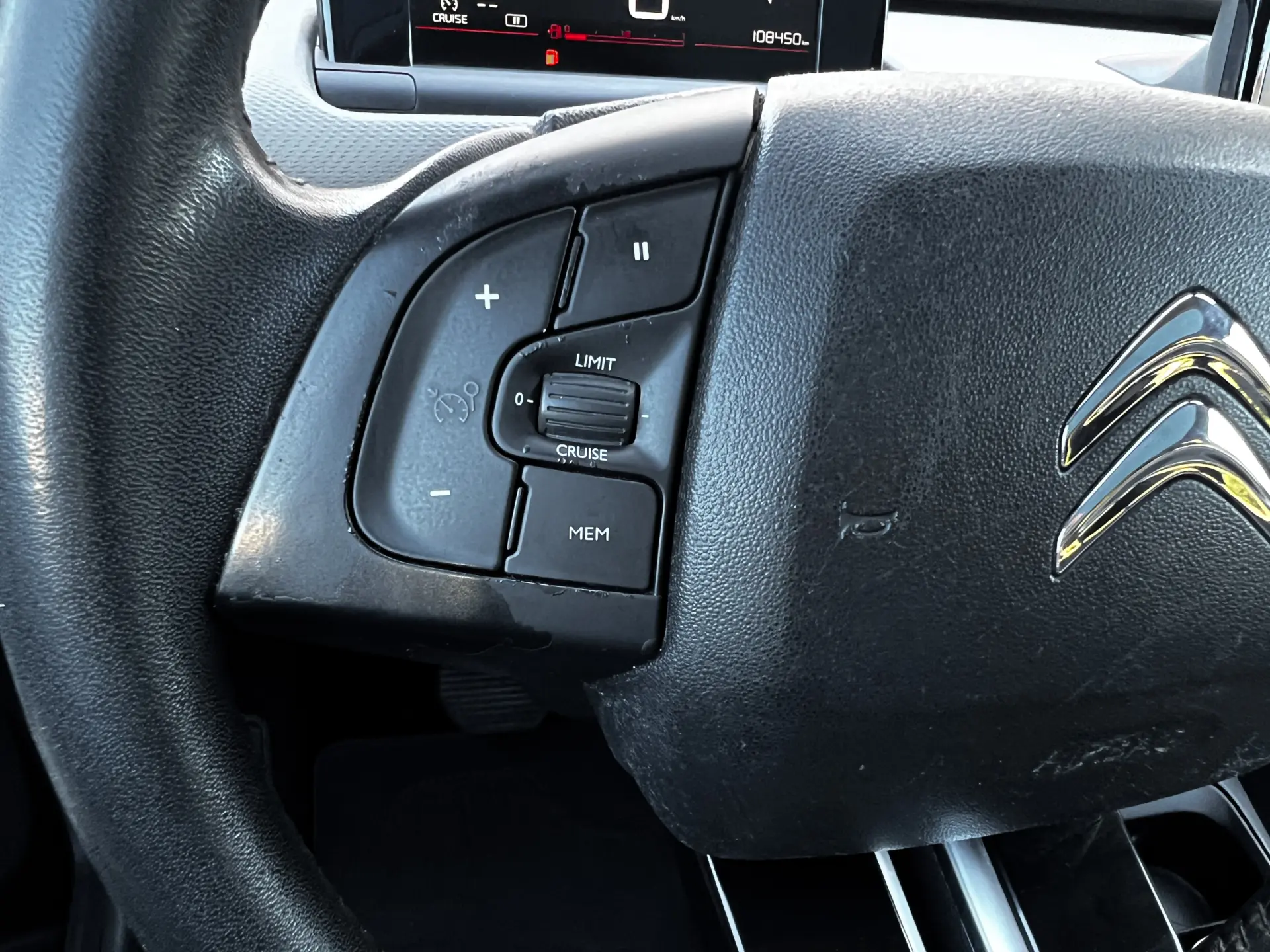 Citroen C4 Cactus 1.2 PureTech Shine EAT6 14
