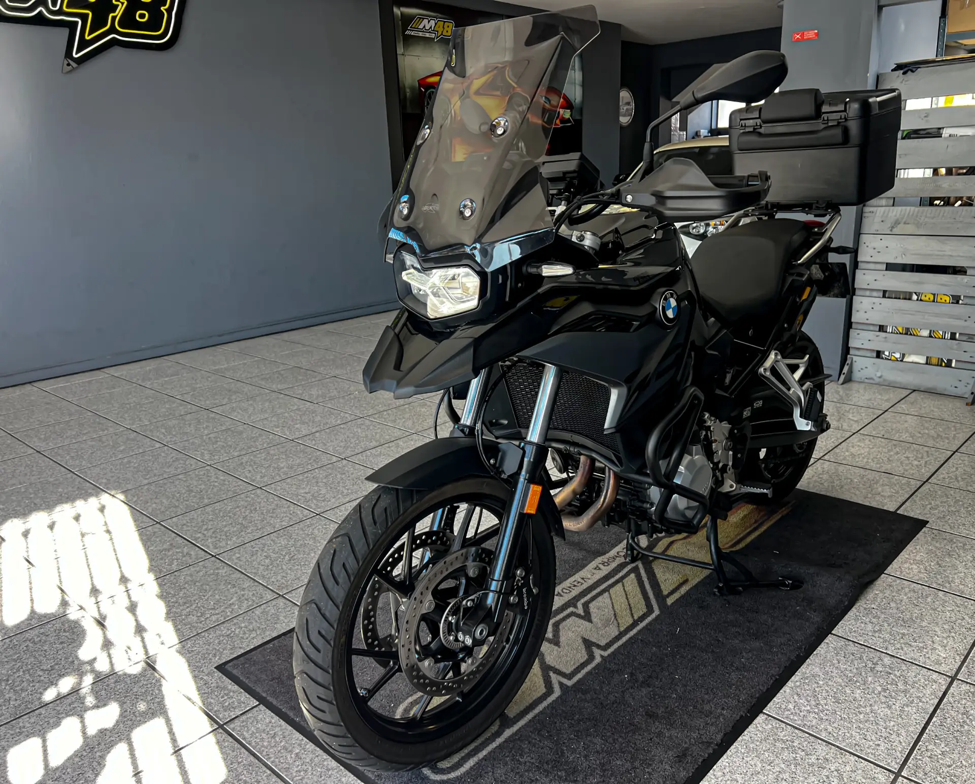 BMW F 750 GS Triple Black 4