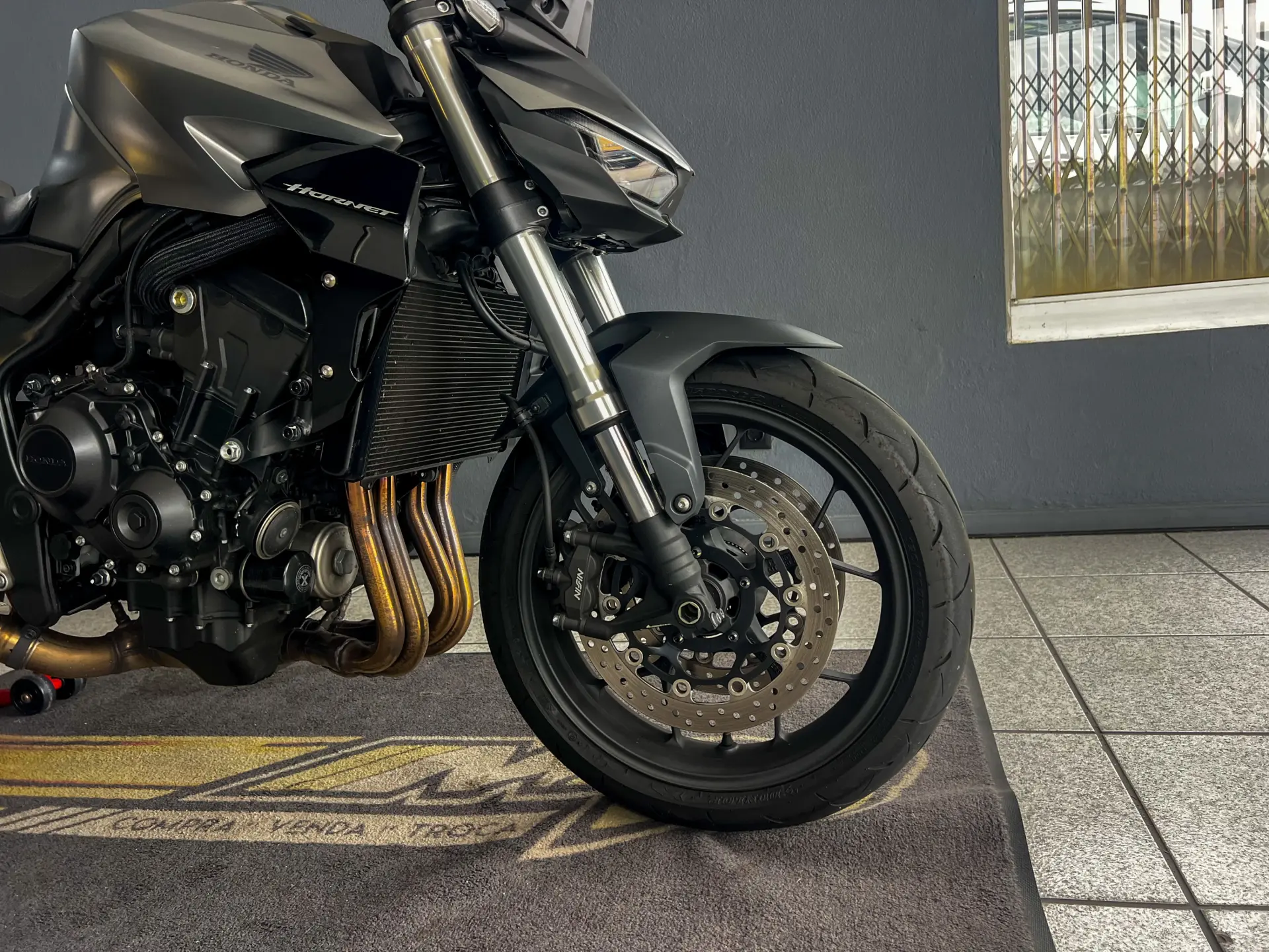 Honda CB 1000 Hornet 2025 5