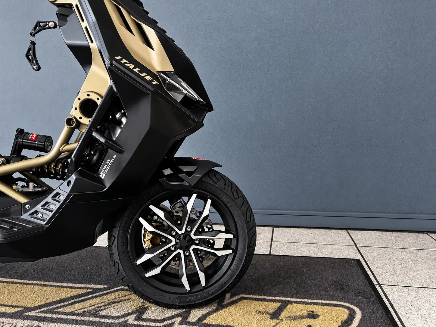 Italjet Dragster 125 11