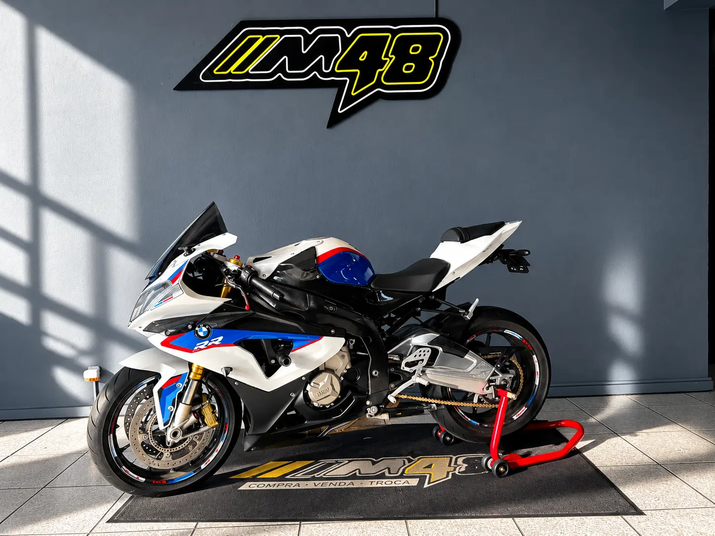 BMW S 1000 RR Tricolor 2
