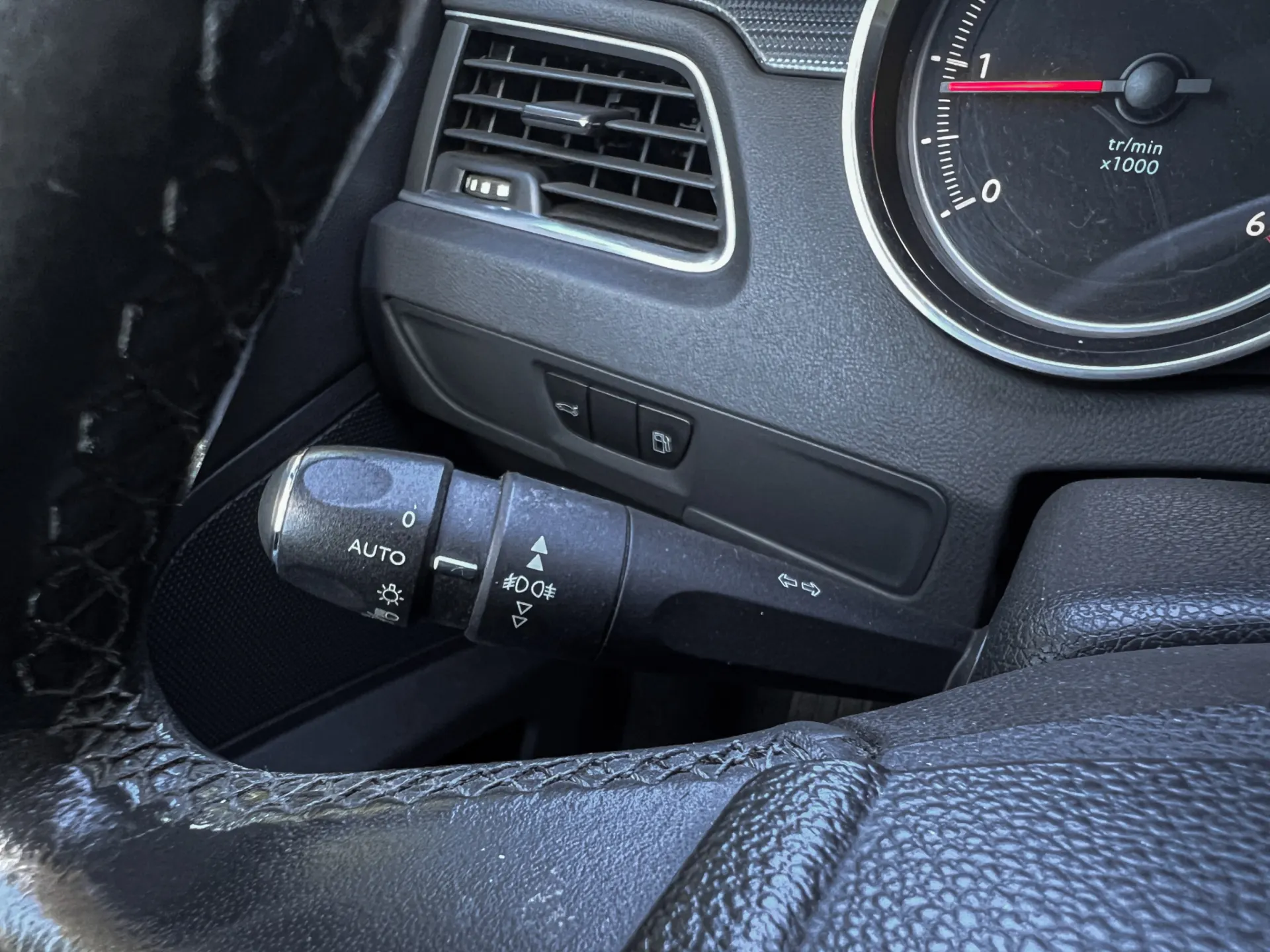 Peugeot 508 SW 1.6 HDi Active 16