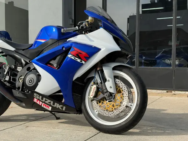 Suzuki GSX-R Outro 18