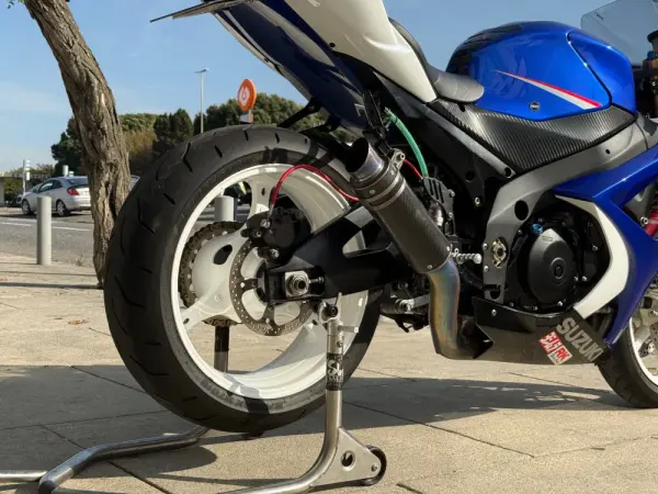 Suzuki GSX-R Outro 20