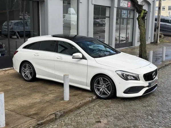 Mercedes-Benz CLA 220 d Shooting Brake AMG Line Aut. 4