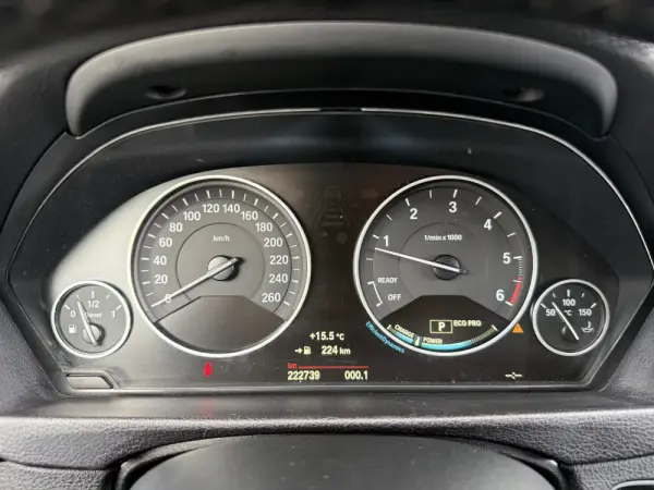 BMW 320 d Touring Aut. Efficient Dynamics Edition 18