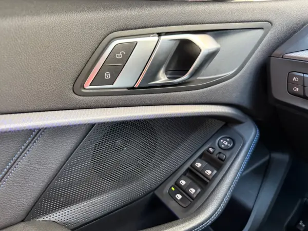 BMW 120 d Aut. M Sport 26