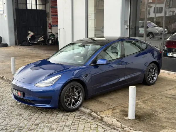 Tesla Model 3 Standard Range Plus RWD 5